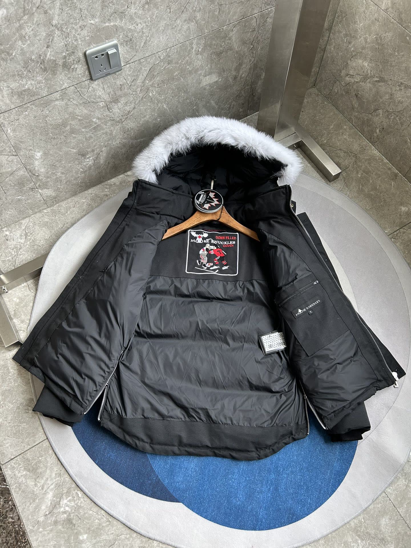 Moose Knuckles Down Jacket